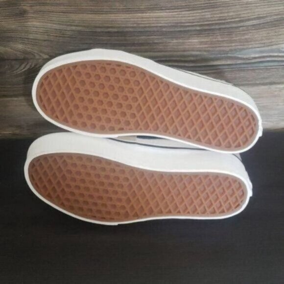 New Vans Sk8 Hi Pig Suede Color Block Platform Water Repellent Sneakers Faux Fur - Picture 8 of 9